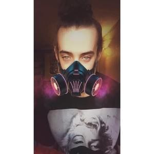 Meet your Posher, Mark